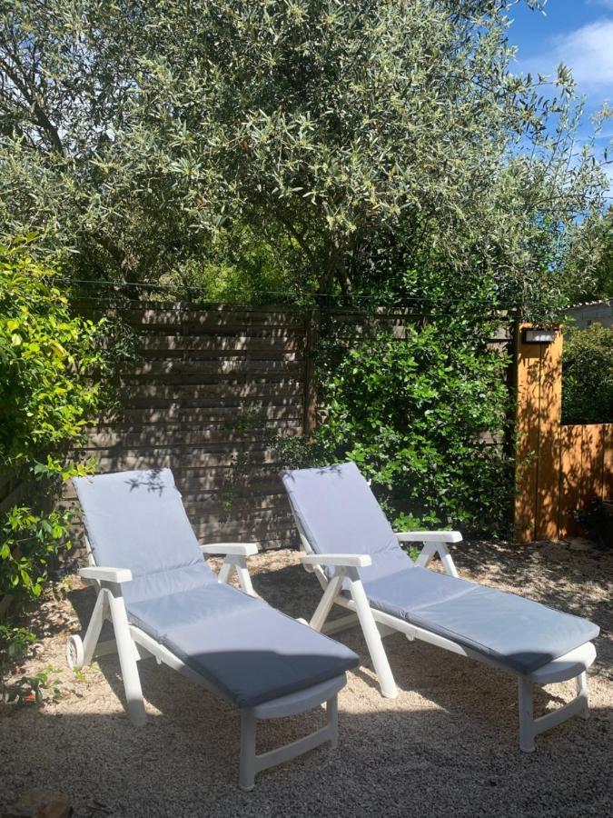 Joli Studio Independant 20M² Avec Jardin Saint-Maximin Exterior foto